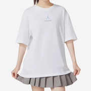 nike耐克女子纯棉圆领，透气休闲运动宽松印花短袖t恤fv0165