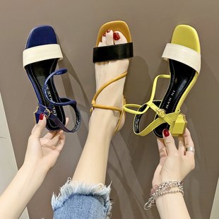 凉鞋女鞋2019夏季糖果色，一字式扣带露趾中跟橡胶粗跟百搭