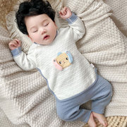 婴儿保暖套装高腰护肚按扣裤新生女韩版卡通男宝宝开衫两件套