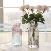 北欧玻璃花瓶透明竖棱创意，客厅插花鲜花，玫瑰百合花器装饰摆件