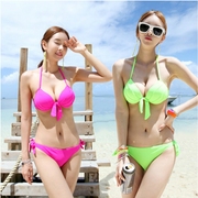 韩国加厚罩杯性感bikini荧光色，分体比基尼小胸钢托聚拢泳衣女