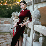 金丝绒旗袍2024年女中国风复古气质长款中袖改良版连衣裙优雅