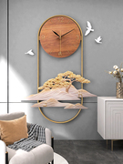 2023木质创意个性家用钟表时钟客厅轻奢新中式大气时尚装饰挂墙表