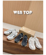 认准WenTop丨V字标系带复古平跟厚底休闲阿甘鞋