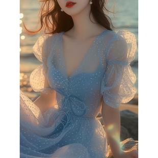 蓝色波点连衣裙春装女2024年沙滩裙女海边度假超仙长裙子飘逸