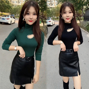 半高领t恤女24春季韩版镂空钉珠设计感长袖，显瘦时尚上衣打底衫秋