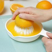 日本家用手动柠檬榨汁器迷你水果榨汁杯机婴儿辅食水果料理手动