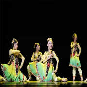 小荷风采漠舞蹈演出服装儿童新疆少数民族维吾尔族表演服饰