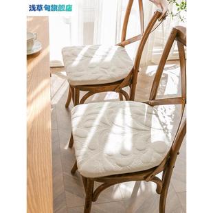 复古绗绣牛奶绒椅子垫冬季毛绒餐椅垫加厚坐垫屁垫防滑餐桌椅座垫