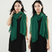 柔软丝滑亲肤高品质墨绿色围巾，高档长辈礼物，高级感丝巾女时尚披肩