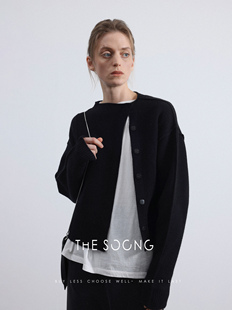 thesoong毛衣外套极简风黑色，绵羊毛圆领女士，保暖宽松针织毛衣