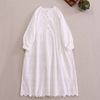 甜美日系森女刺绣白色连衣裙，2023秋季宽松薄款长袖，棉麻长裙女