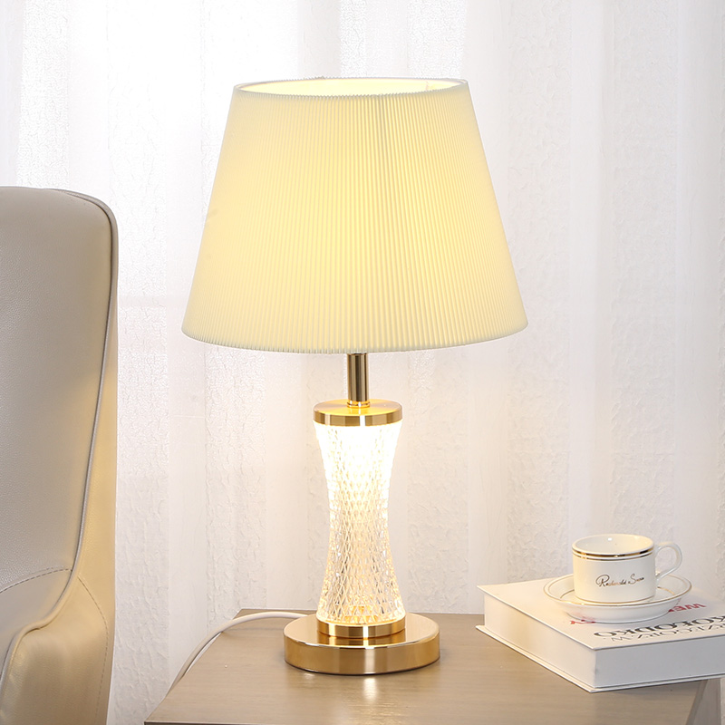 北欧轻奢台灯卧室床头玻璃房间，温馨可调光，客厅装饰灯w饰高级感灯