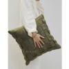 橄榄绿编织纹格子抱枕靠垫 鹿皮绒军绿色沙发靠枕设计抱枕