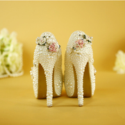 高雅婚鞋女手工高跟鞋珍珠花朵白色公主新娘鞋成人礼厚底细跟水钻