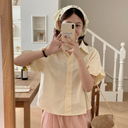 自制奶黄色小众法式短袖衬衫女日系甜美学院风减龄宽松POLO领衬衣