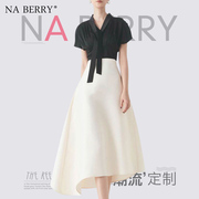 法式黑白撞色连衣裙，2023设计感小众冷淡风显瘦a字裙