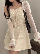 韩国chic夏季百搭薄款针织开衫+复古穿绳高腰牛仔吊带连衣裙套装