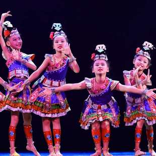 第十届小荷风采踩彩舞蹈演出服，儿童苗族侗族，少数民族舞蹈演出服装