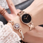 士手表女款玫瑰合金，钢带个性时尚圆形石英，手链普通国产腕表