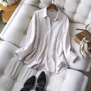 清冷感薏仁色廓形衬衫24年春季小众衬衣，挺括宽松长袖小衫女款