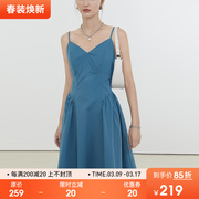范洛2024夏季法式V领吊带连衣裙女收腰设计感小众气质小裙子