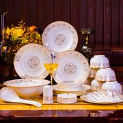 。碗碟套装家用景德镇欧式骨瓷碗筷陶瓷器吃饭套碗盘子中式组合餐