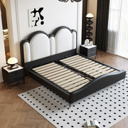 轻奢意式极简主卧室真皮床高端大气实木婚床软床，简约现代双人大床