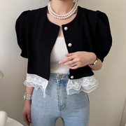 韩国chic夏季法式复古圆领珍珠纽扣，拼接花边泡泡袖短款衬衫上衣女