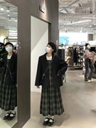 学院风绿色格子背带连衣裙女秋2023高级感黑色西装外套两件套女