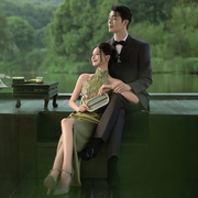 影楼复古主题中式婚纱摄影写真拍照园林国风改良旗袍绿色礼服