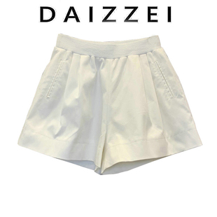 daizzei~夏装新简约(新简约)阔腿高腰气质时尚，显瘦白色休闲裤热裤女短裤