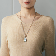 muer沐耳 时尚设计款金属母贝气质珍珠项链女夏设计感复古毛衣链