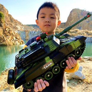 超大遥控坦克可发射亲子，对战履带式模型儿童，充电动男孩越野车玩具