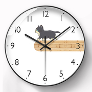 小猫咪钟表卧室挂钟客厅简约创意，文艺个性电波钟自动(钟自动)对时静音时钟