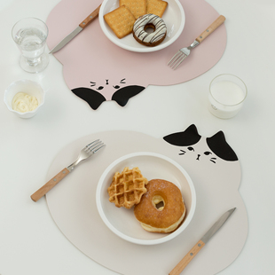 日式猫咪皮革餐桌垫家用西餐垫防水防油隔热创意，碗垫子杯垫餐盘垫