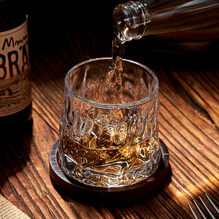 旋转威士忌酒杯洋酒杯子水晶玻璃杯北欧古典家用啤酒高端酒具套装