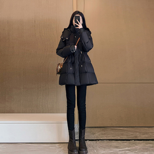 黑色设计感收腰短款白鹅绒羽绒服女2023年韩系冬季时尚外套女