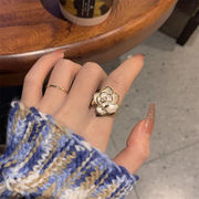 白色山茶花戒指女轻奢小众设计精致高级感时尚个性开口食指戒指环