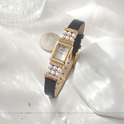 日本小众设计珍珠手表女vintage精致复古m御家高级百搭真皮石英表