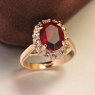红色装饰戒指女时尚个性仿真绿色宝石气质夸张大食指指环戒子饰品