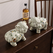 陶瓷猪摆件十二生肖福气猪，工艺品现代家居客厅玄关，摆设可爱猪摆件
