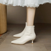 白色短靴女细跟2023法式尖头软皮弹力瘦瘦靴及踝靴高跟靴子女
