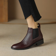 英伦女短靴低跟牛皮，40-42大码秋冬靴真皮靴单靴大号套筒女靴