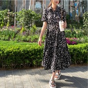 韩版大码女装通勤polo领单排扣碎花，修身百褶短袖中长款衬衫连衣裙