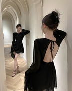 黑色长袖连衣裙女夏季法式御姐风短裙收腰a字露背气质高级感裙子