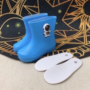 巧贝太空人宇航员蓝色塑料防滑儿童雨鞋学生男宝宝短筒胶水靴夏
