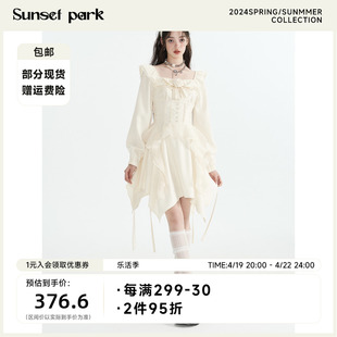 sunsetpark日落公园春“恋恋玫瑰”米色方领泡泡袖，浪漫长袖茶歇裙