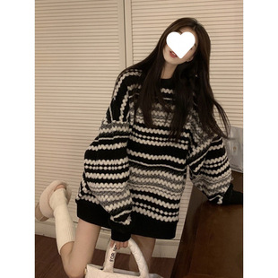 毛衣女秋冬套头圆领宽松外穿慵懒风条纹针织衫中长款外套