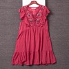 外贸单夏季女装玫红色刺绣，棉连衣裙度假风v领波西米亚荷叶边袖裙